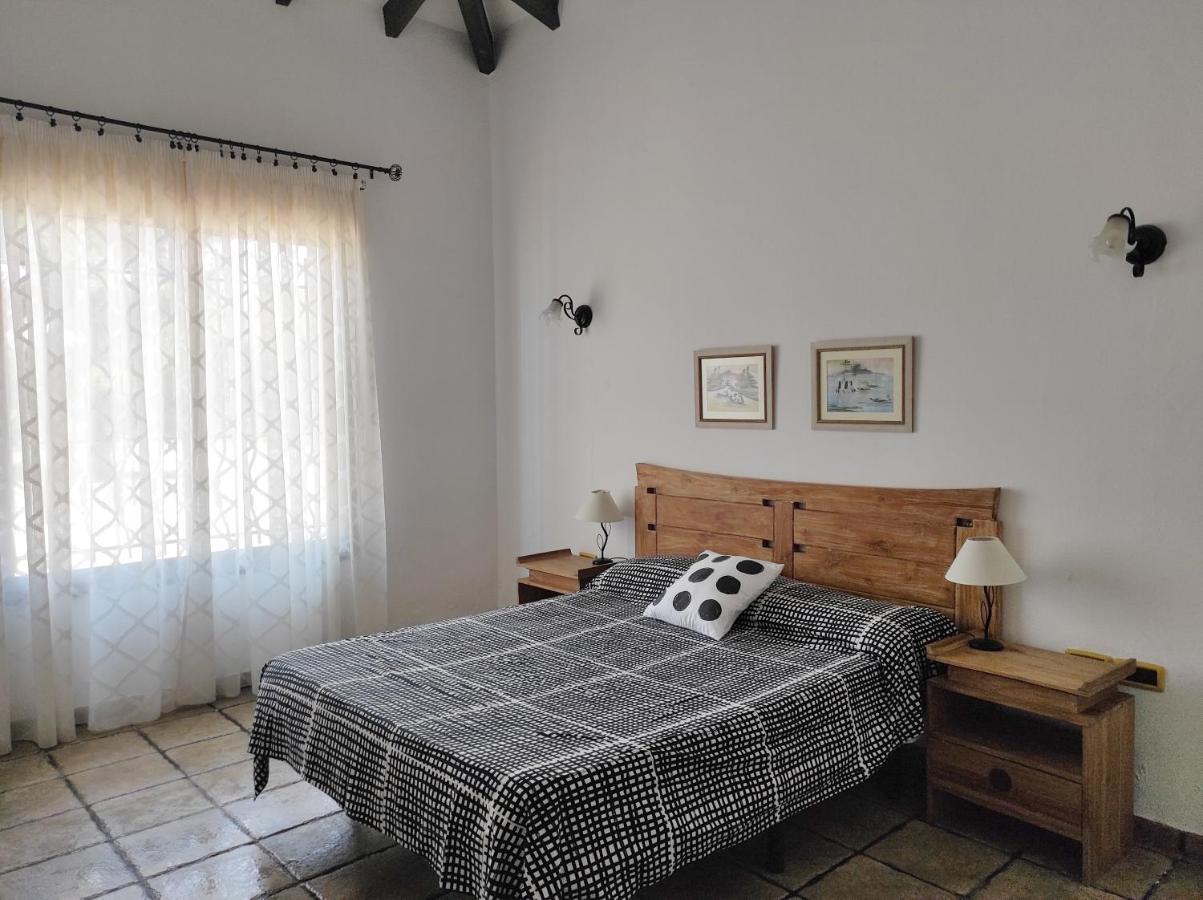Cercado Del Medio, Chalet Con Piscina Privada أذيخي المظهر الخارجي الصورة